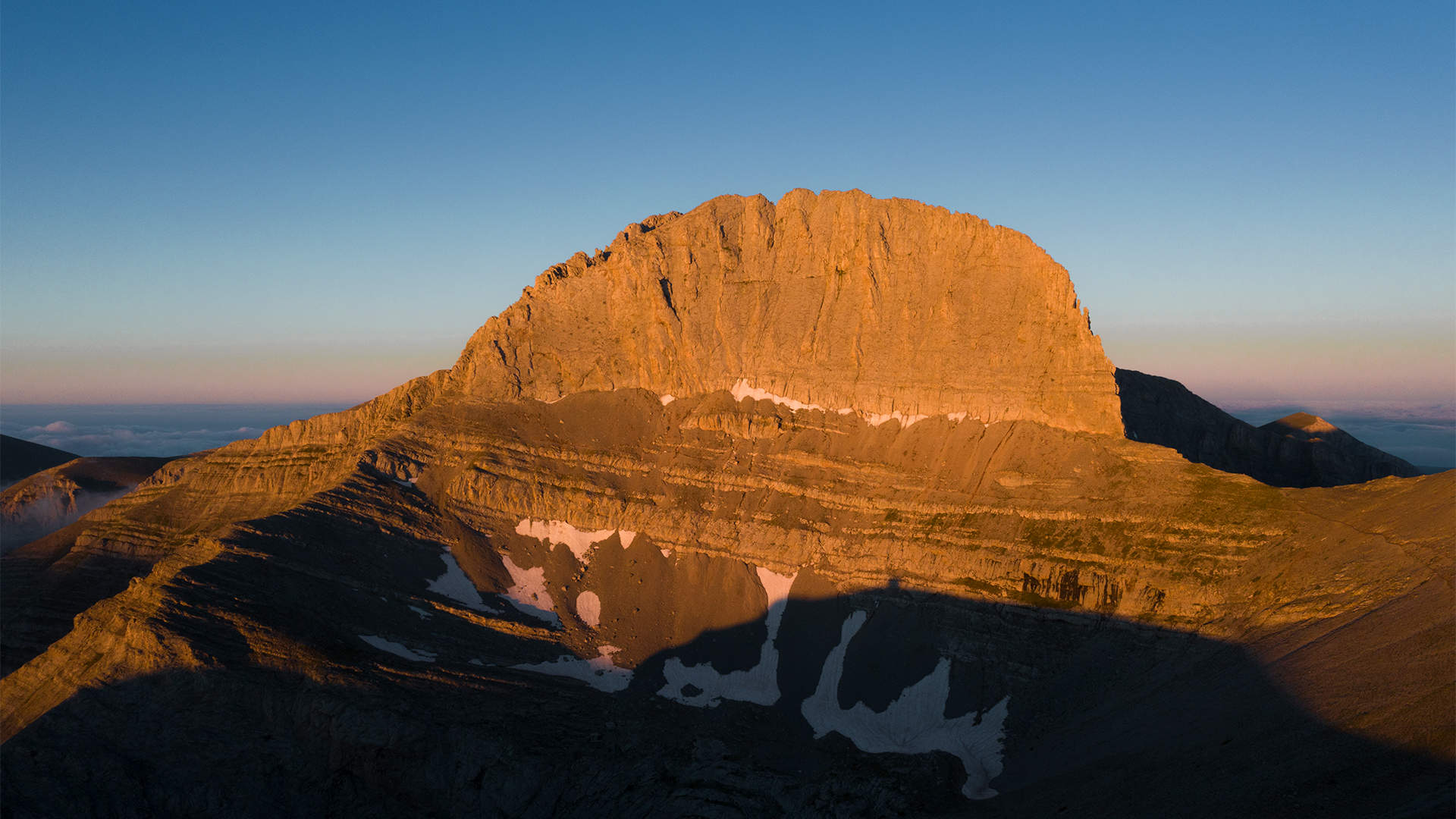 Mount Olympus summit. The "Throne of Zeus" 2.919m