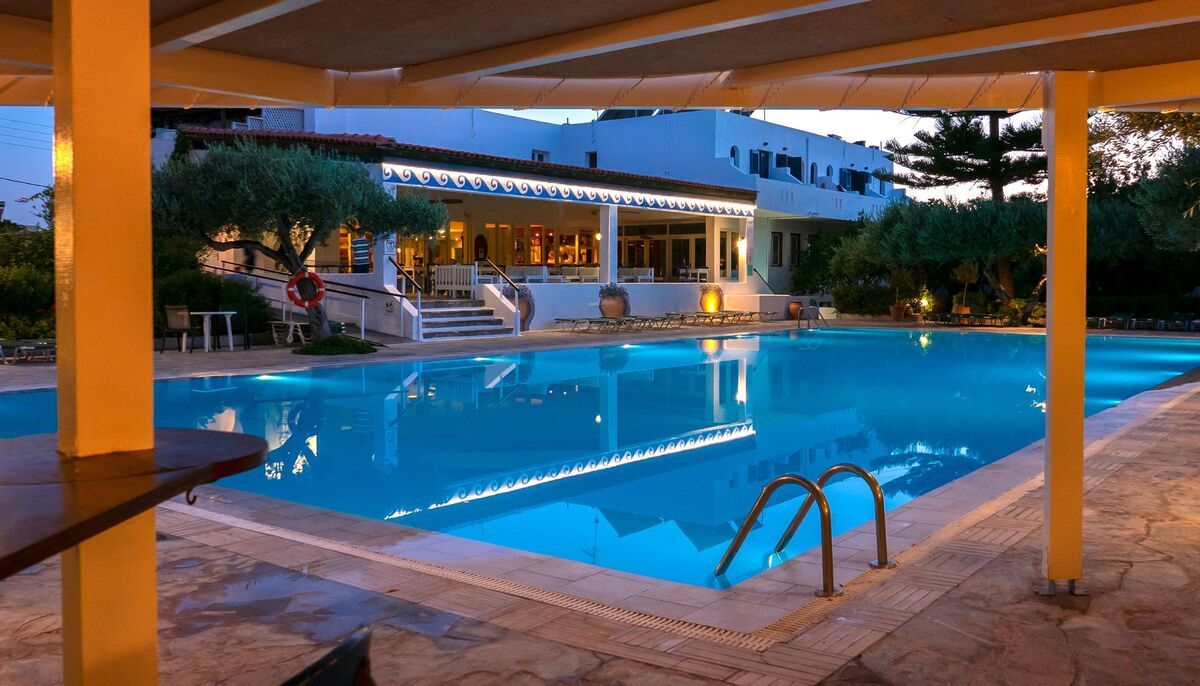 Villea Village | Accommodation | Discover Greece