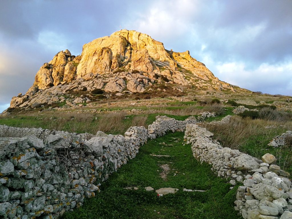 Tinos: Hiking Around the Castle